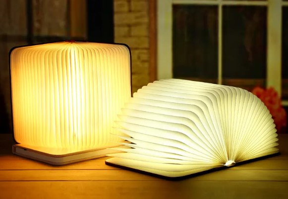 LumiBook Lamp